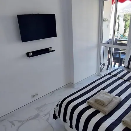 Santa Ana Apartment